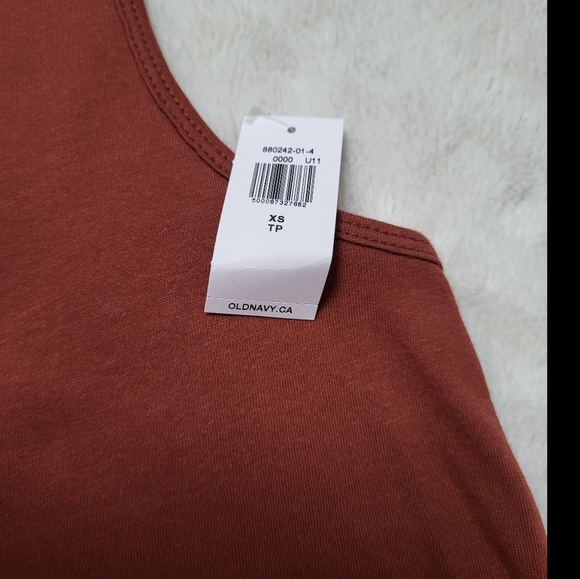 NWT! Burnt Orange Size XS Everwhere V-neck Tank Top! - Picture 4 of 7